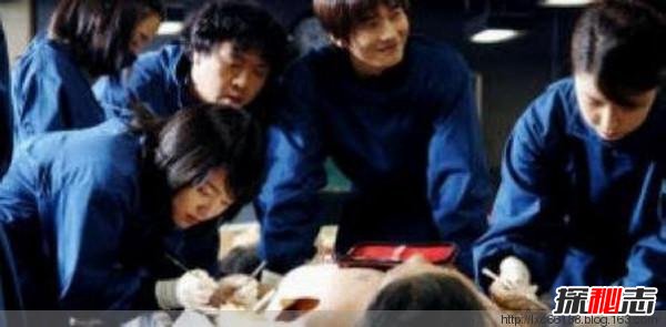 23件民間真實(shí)詭異事件,學(xué)校操場挖到頭蓋骨