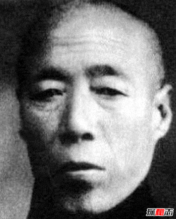 大太監(jiān)李蓮英死亡之謎墳?zāi)怪兄灰?jiàn)頭顱和長(zhǎng)辮子(病死或仇家暗殺)