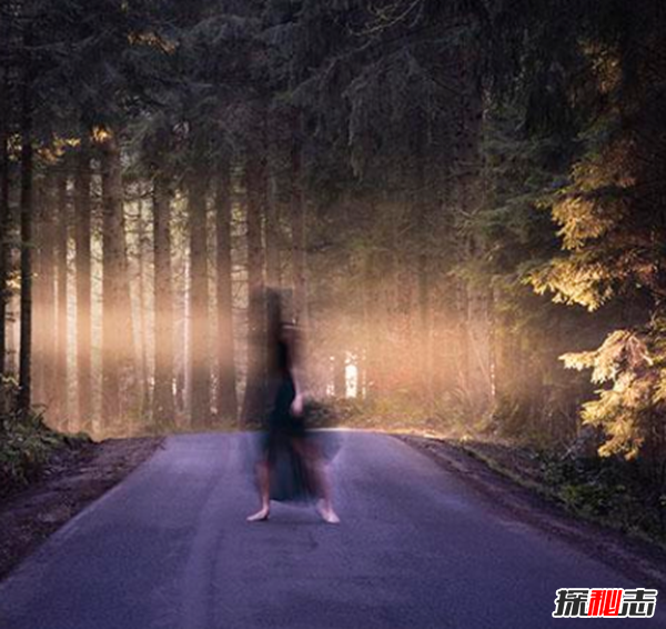 監(jiān)拍辦公室深夜靈異事件,視頻走紅引網(wǎng)友熱議(附真圖)